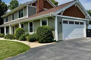 W227S7710 Oakview Dr, Vernon, WI 53103 - Photo 2