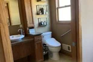 W227S7710 Oakview Dr, Vernon, WI 53103 - Photo 12