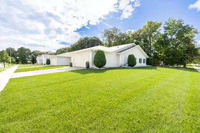 630  Novak St #54-2, Hartford, WI 53027 - Photo 4