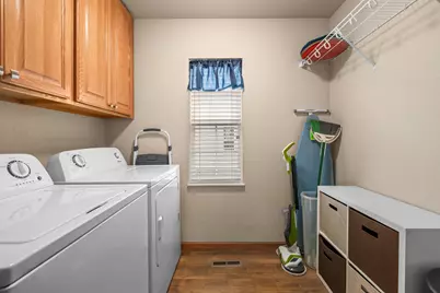 630  Novak St #54-2, Hartford, WI 53027 - Photo 16