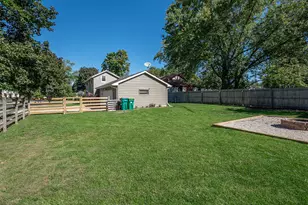 823 11th Ave, Racine, WI 53182 - Photo 38