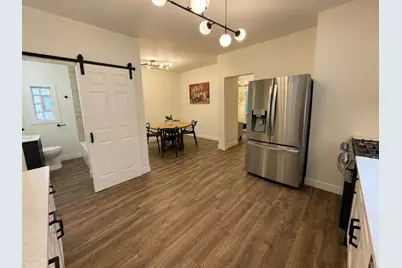 335 N 41st St, Milwaukee, WI 53208 - Photo 8