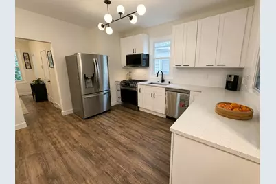 335 N 41st St, Milwaukee, WI 53208 - Photo 6