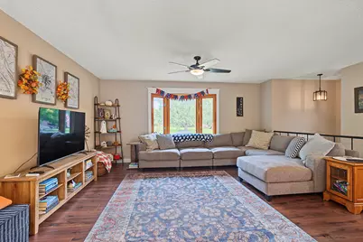 N5889  Lakeview Ct, Onalaska, WI 54650 - Photo 6