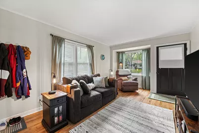 1908 N 118th St, Wauwatosa, WI 53226 - Photo 10