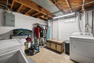 1908 N 118th St, Wauwatosa, WI 53226 - Photo 20