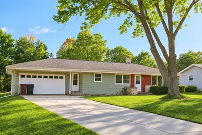 707  Emmer Ave, Fredonia, WI 53021 - Photo 1