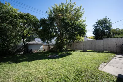 2438 N 58th St, Milwaukee, WI 53210 - Photo 24