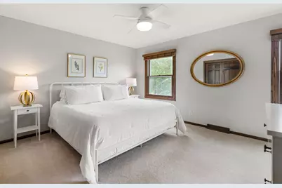 12050 N Maryhill Ct, Mequon, WI 53092 - Photo 28