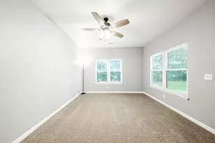 N113W16241 Sylvan Cir, Germantown, WI 53022 - Photo 18