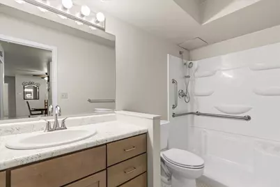 125 N University Dr #108, West Bend, WI 53095 - Photo 16