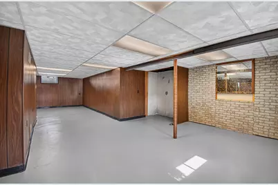 8536  18th Ave, Kenosha, WI 53143 - Photo 16