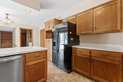 5630  Rachel Gln, Racine, WI 53402 - Photo 16