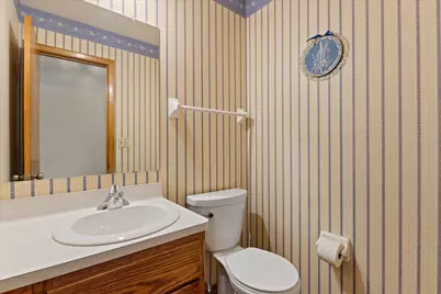 5630  Rachel Gln, Racine, WI 53402 - Photo 24