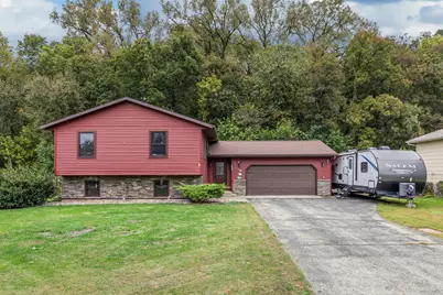 703  Evergreen Dr, Holmen, WI 54636 - Photo 2