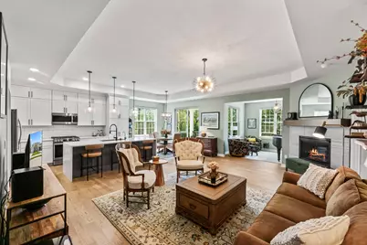 410  Prairie Song Ct, Waukesha, WI 53188 - Photo 6