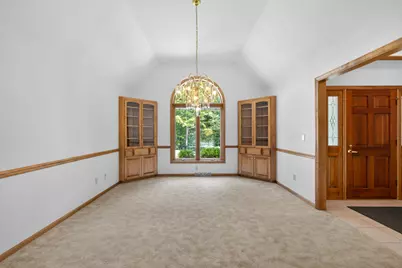 6873 W 7 Mile Rd, Racine, WI 53108 - Photo 20