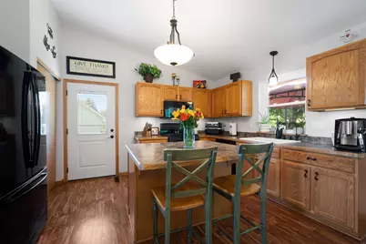 2308  Linda Ct, Waukesha, WI 53188 - Photo 16