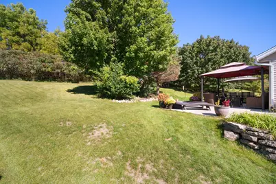 2308  Linda Ct, Waukesha, WI 53188 - Photo 38