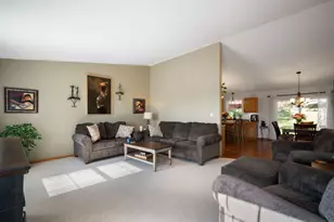 2308 Linda Ct, Waukesha, WI 53188 - Photo 12
