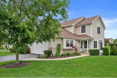 10007  66th Ave #9, Pleasant Prairie, WI 53158 - Photo 2