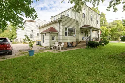 1212  The Strand -, Waukesha, WI 53186 - Photo 2