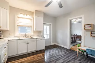 2401 S Williams St, Milwaukee, WI 53207 - Photo 8