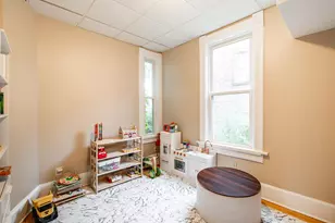 2401 S Williams St, Milwaukee, WI 53207 - Photo 6