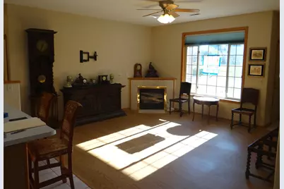 803  Cheyenne Ave #A, Grafton, WI 53024 - Photo 4