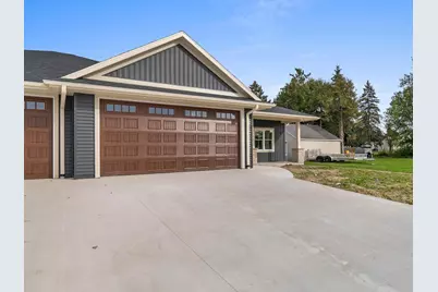 1915  Paul Rd, Manitowoc, WI 54220 - Photo 34