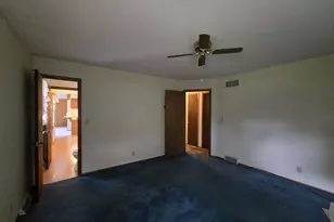 14800 W Fenway Dr, New Berlin, WI 53151 - Photo 10