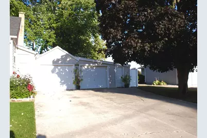 5523  49th Ave, Kenosha, WI 53144 - Photo 10