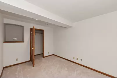 19185  Stonehedge Dr #B, Brookfield, WI 53045 - Photo 26