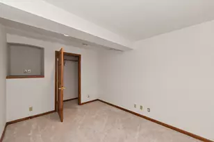 19185 Stonehedge Dr, Brookfield, WI 53045 - Photo 26