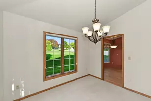 19185 Stonehedge Dr, Brookfield, WI 53045 - Photo 6