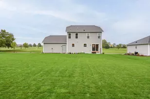 781 S Dewey Ave, Jefferson, WI 53549 - Photo 24
