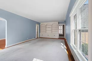 1036 N 17th St, Manitowoc, WI 54220 - Photo 8