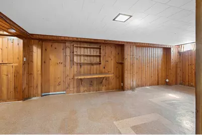 1036 N 17th St, Manitowoc, WI 54220 - Photo 32