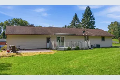 N65W28506  Fairlane Dr, Merton, WI 53029 - Photo 36