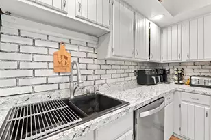 N65W28506 Fairlane Dr, Merton, WI 53029 - Photo 12
