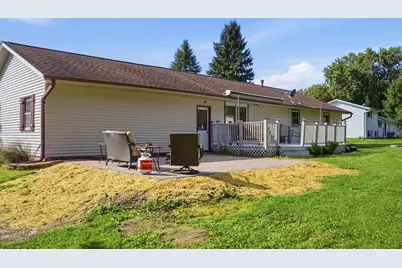 N65W28506  Fairlane Dr, Merton, WI 53029 - Photo 34