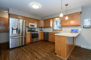 414 Whippletree Ln, Racine, WI 53185 - Photo 6