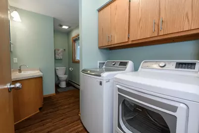 414  Whipple Tree Ln, Racine, WI 53185 - Photo 10