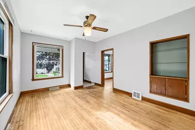 3248 S Delaware Ave, Milwaukee, WI 53207 - Photo 10