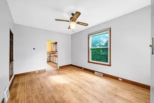 3248 S Delaware Ave, Milwaukee, WI 53207 - Photo 8