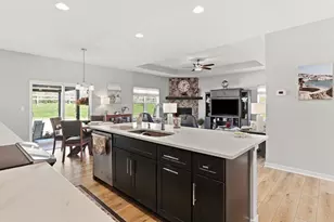 N67W25502 Vail Ln, Sussex, WI 53089 - Photo 12