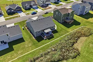 N67W25502 Vail Ln, Sussex, WI 53089 - Photo 42