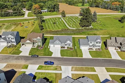 N67W25502  Vail Ln, Sussex, WI 53089 - Photo 44