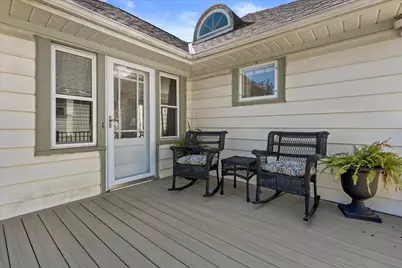 1717 S 82nd St, West Allis, WI 53214 - Photo 6