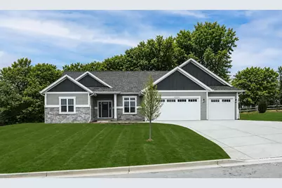W254N5593  Crescent Hill Dr, Sussex, WI 53089 - Photo 1